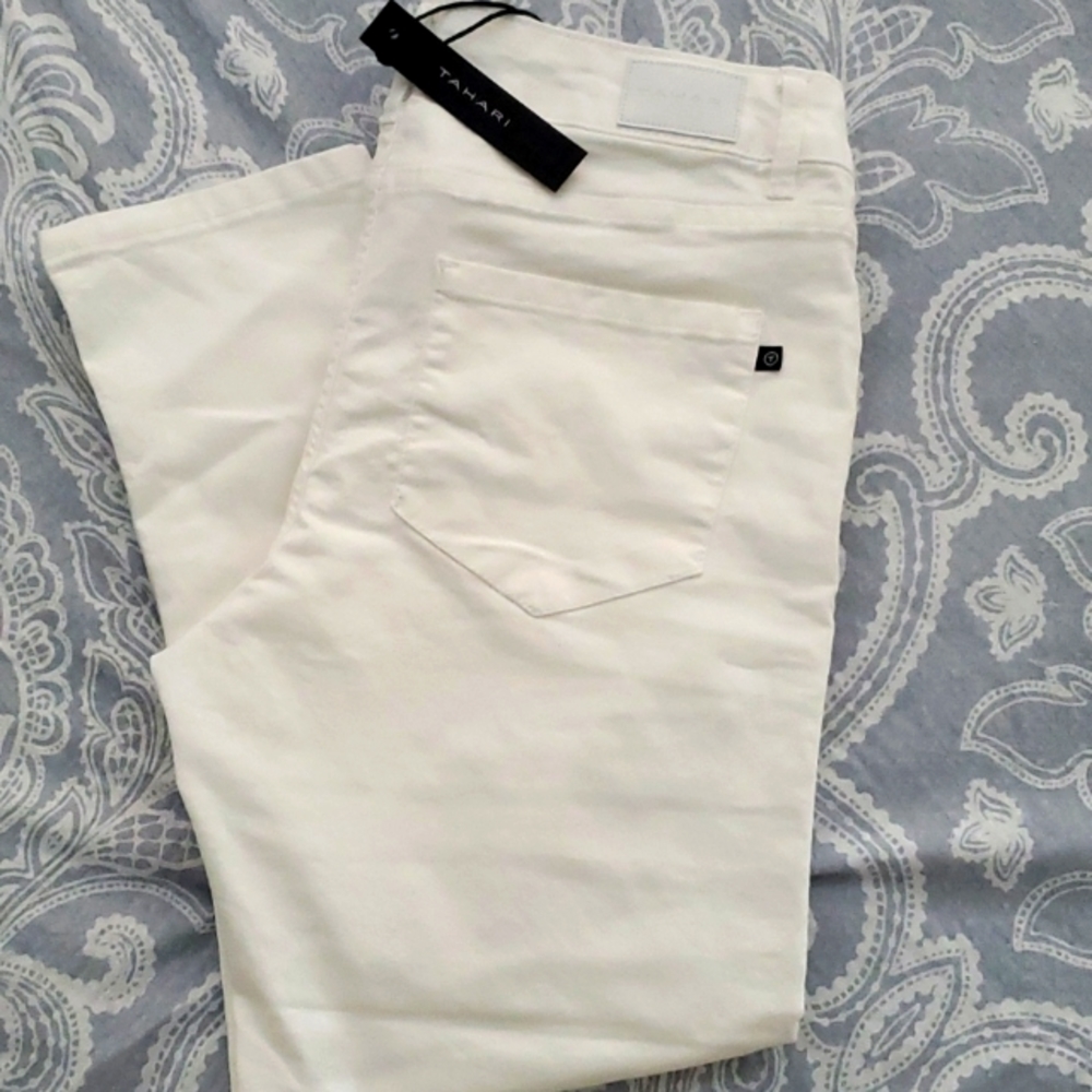 TAHARI white cropped mid-rise jean